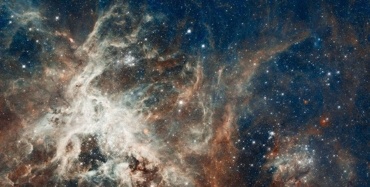 Planetary nebula clouds